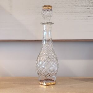Vintage Clear Glass Decanter with Stopper